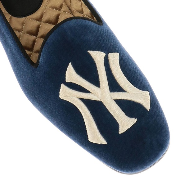 Gucci Blue Velvet New York Yankees Loafers Shoes - Picture 2 of 15
